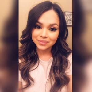 Meet your Posher, Julieta